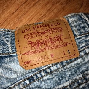 Light Wash High Waisted Levi Shorts